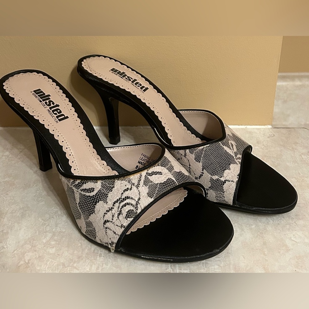 Unlisted by Kenneth Cole Black Satin And Lace Sandals Heels Shoes Size 8 1/2M